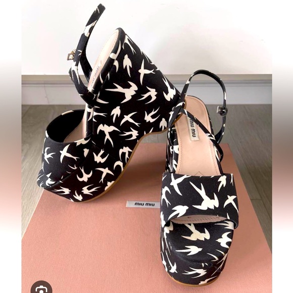 Miu Miu - Swallow Platform Sandals - Size 36.5 - Picture 3 of 4